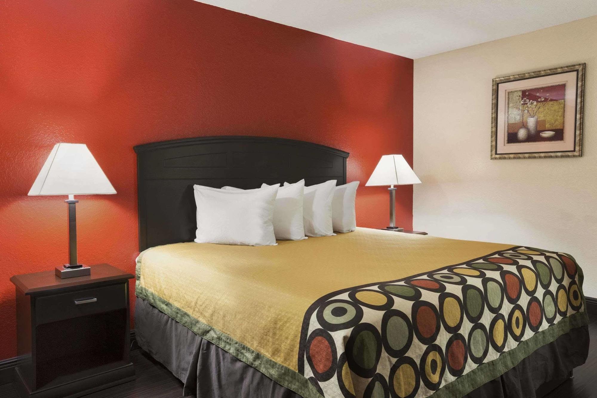 Super 8 By Wyndham Austin University/Downtown Area Exterior foto